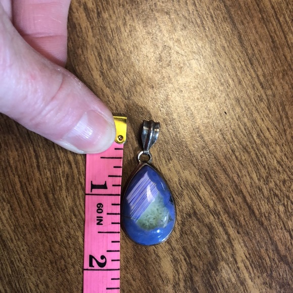 Pretty Colorful Pendant - Picture 6 of 9